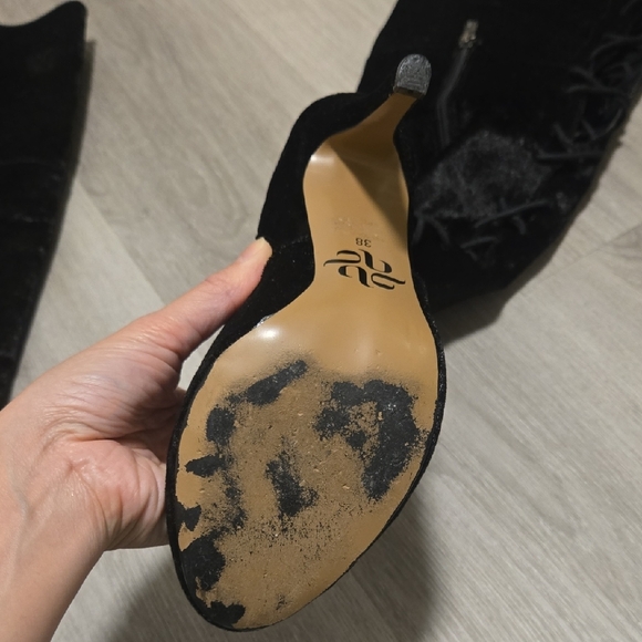 Burju Black Velvet Over the Knee Boots - Picture 7 of 11